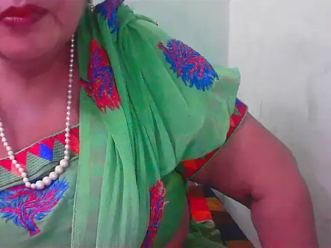 Sweet_ritika143 webcam