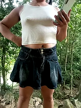 Lee_Mai webcam