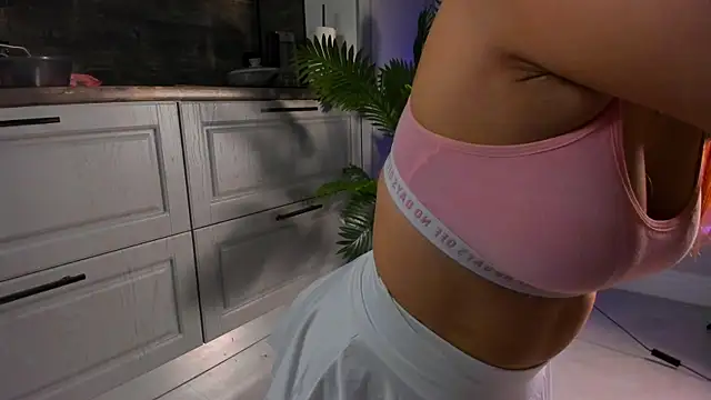 Alice_Liiiddell webcam