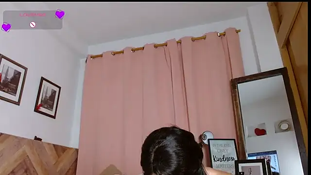 nickyCollins webcam