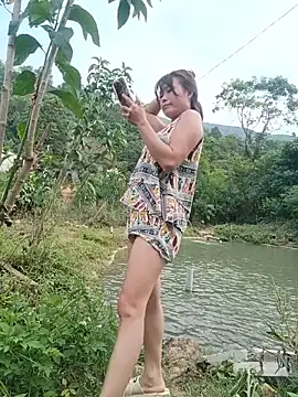 Linda-yiyi webcam