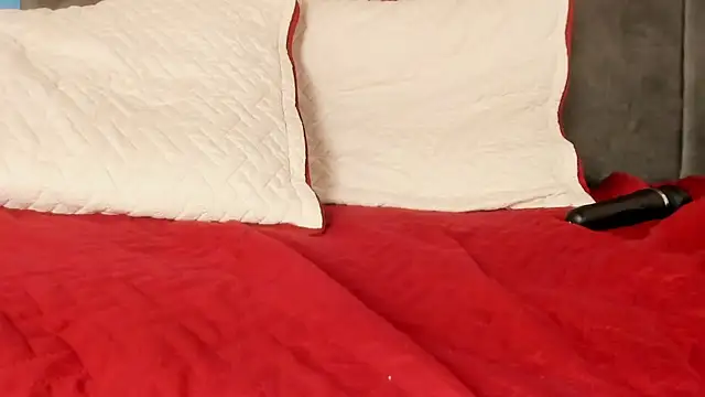 Luna_honey9 webcam