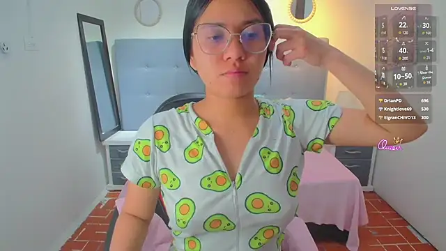 Mitsuri_Smith webcam