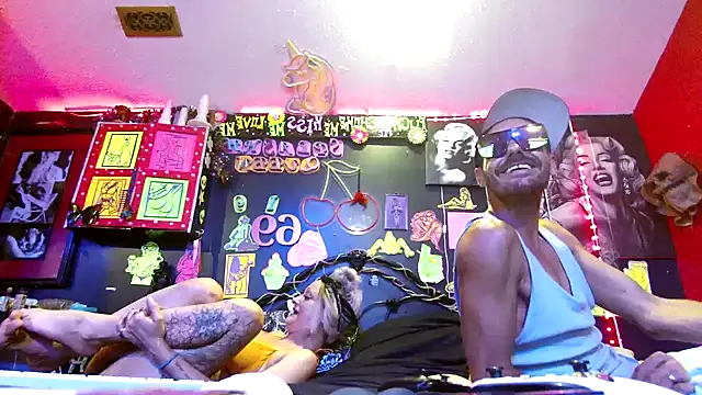 DaddyAndSplashQueen webcam