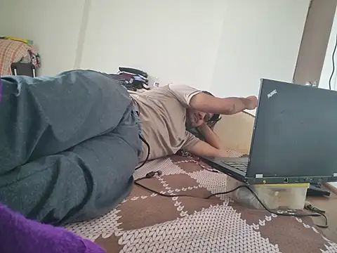 IM_NAUGHTY_JON webcam