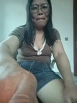-Lytina- webcam