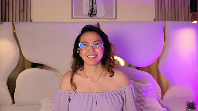 VeronicaJonesss_ webcam