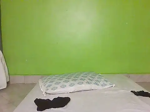 naughtysweetgem webcam