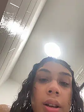 badbaby187 live cam on StripChat