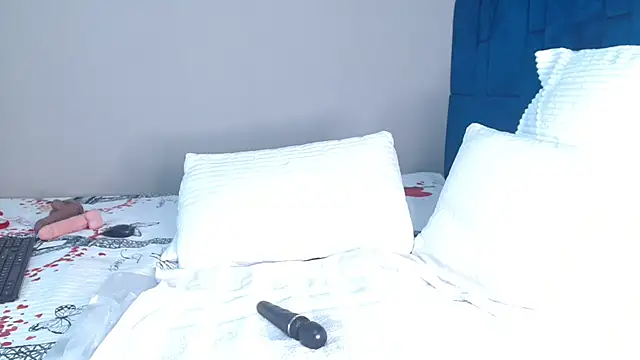 Sweetjuicyclitoris webcam