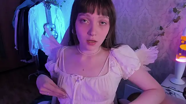 RileyNymph webcam