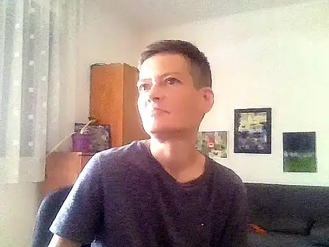 YeahsGirl webcam