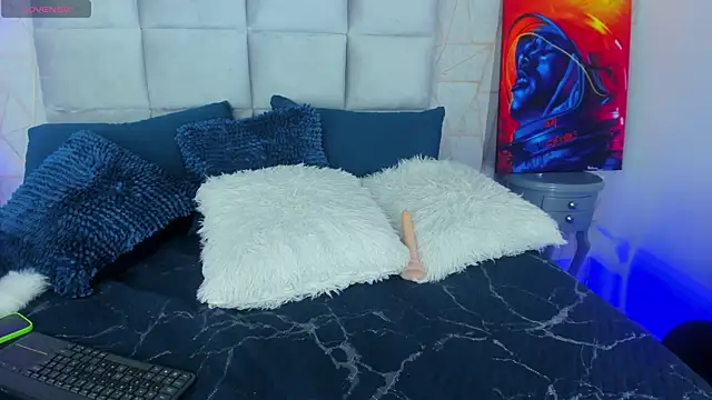 Lucas_jones webcam