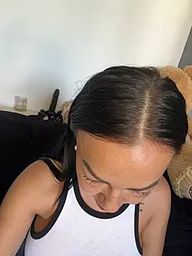 MaiaGold69 webcam