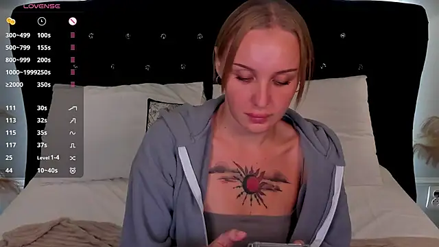 LianaFord webcam