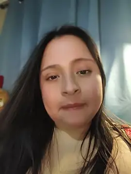 Gatitadiablita35 webcam