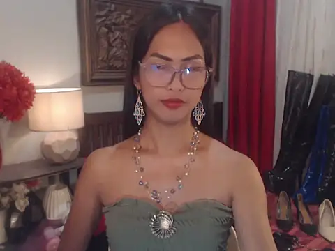 Nathalieheartt webcam