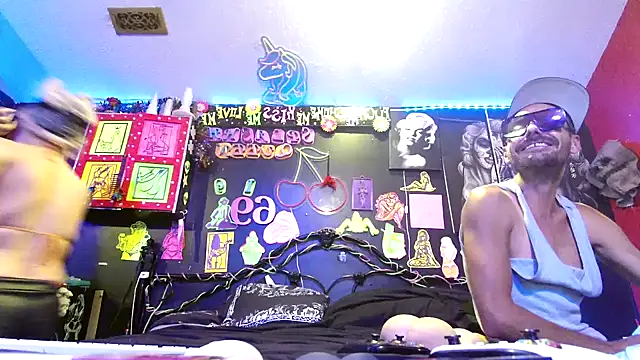 DaddyAndSplashQueen webcam
