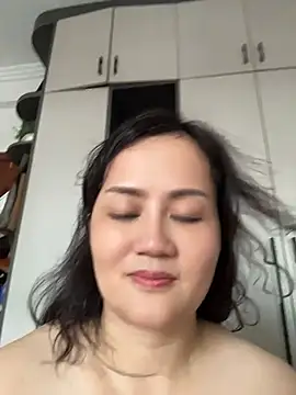 Amy_168 live sex cam