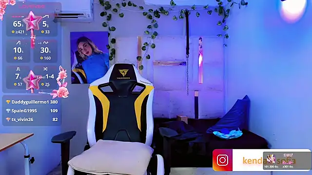 Sophiaa_doll_ webcam