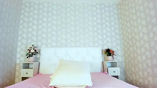 NatsumiHun live cam on StripChat