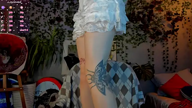 tattoo_art_baby webcam