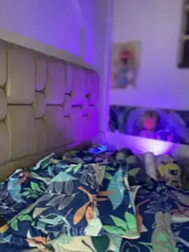 celeste_hell_ webcam