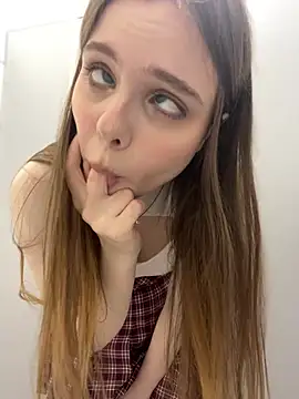 free video chatting Lunabelle 
