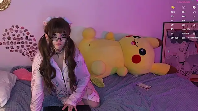oni_doll webcam