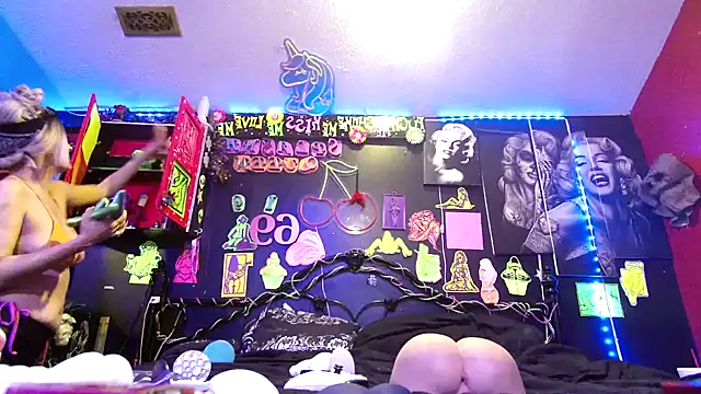 free online videochat DaddyAndSplashQueen