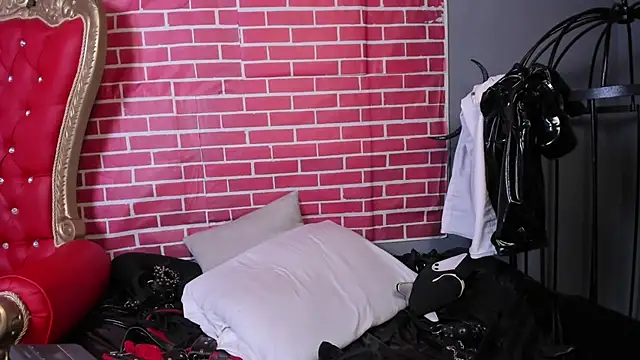 LiliThara webcam