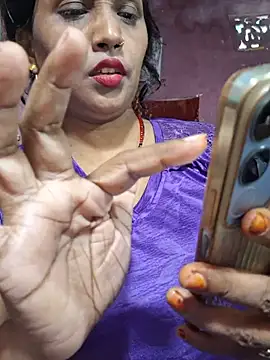 SONIYABHABHI90 webcam