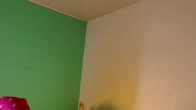 avaleri_cherry webcam