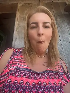 Hot-Milf4U webcam