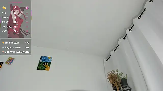 Mia-Valeria- webcam
