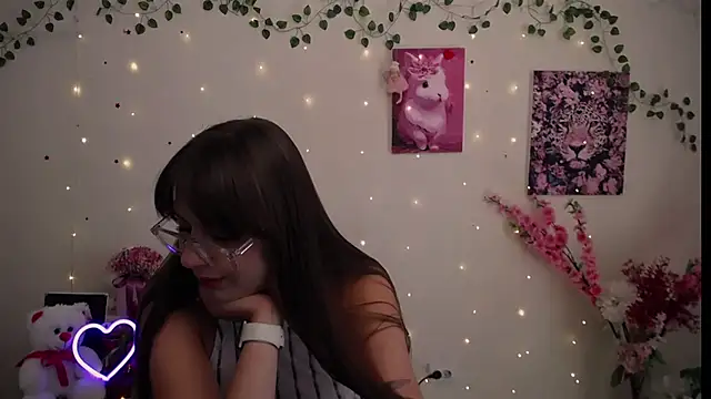 Amanda_Bright_ live cam on StripChat