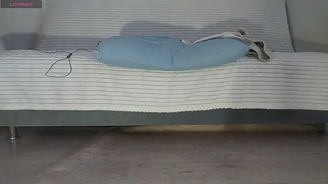 Fecvht45 live cam on StripChat