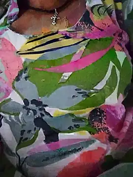 NoorAngel01 live cam on StripChat