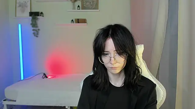 MargoLoooo live cam on StripChat