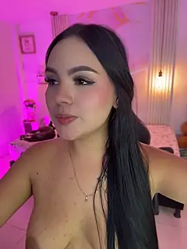 amber_white15 - Amber_white15's free webcam - UK Sex Cams