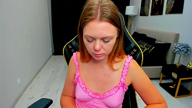 strawberrye - Strawberrye's free webcam - UK Sex Cams