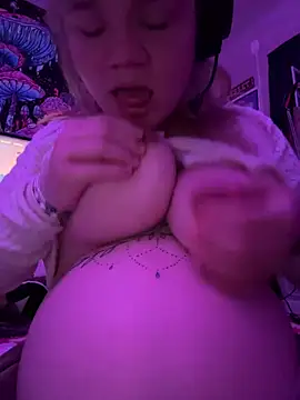 Cutiepiespanks live webcam preview - 748 viewers online
