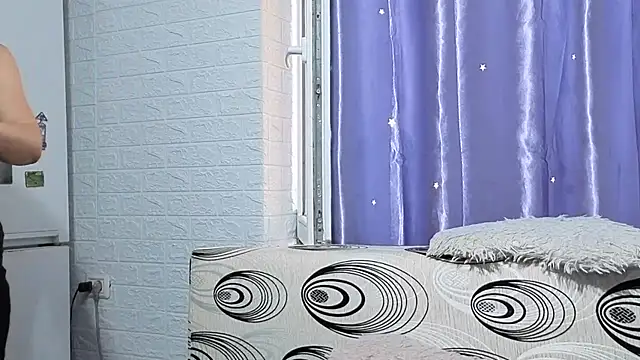 Ramona870 webcam