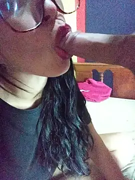 Lilijms97_ webcam