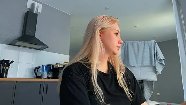 MichelleMargiela live cam on StripChat
