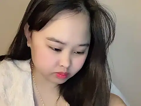 Nhungnhung88 webcam