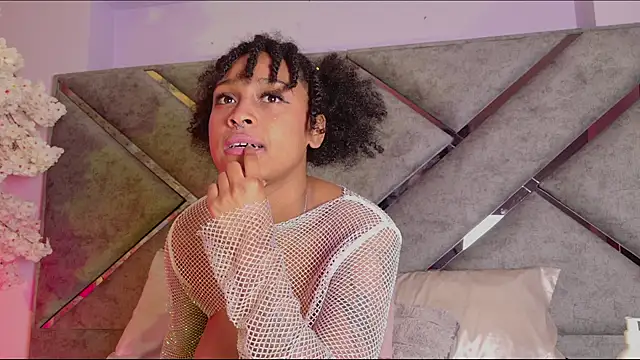 Elith_noa webcam