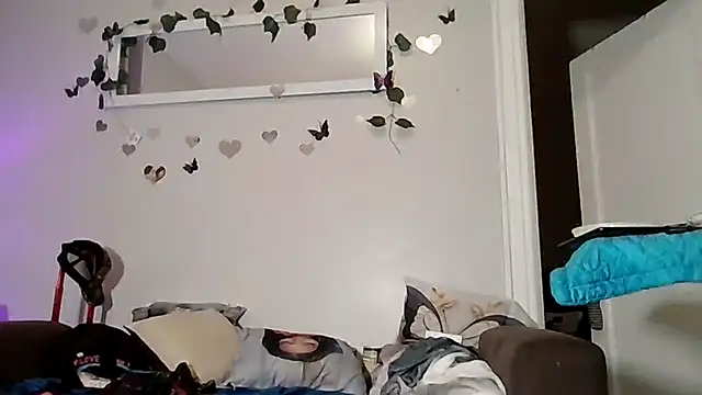 Tinasikes1982 live cam on StripChat