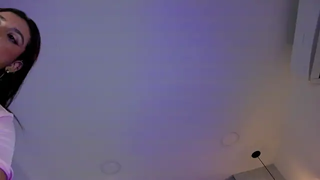 samantha_hotly - Samantha_hotly's free webcam - UK Sex Cams