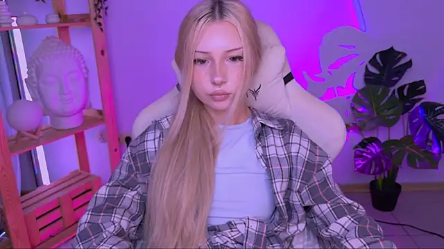 SashaQuin webcam